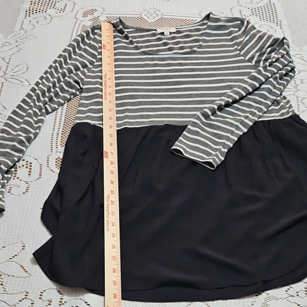 Umgee Black and White Boxy Long Sleeve Tunic